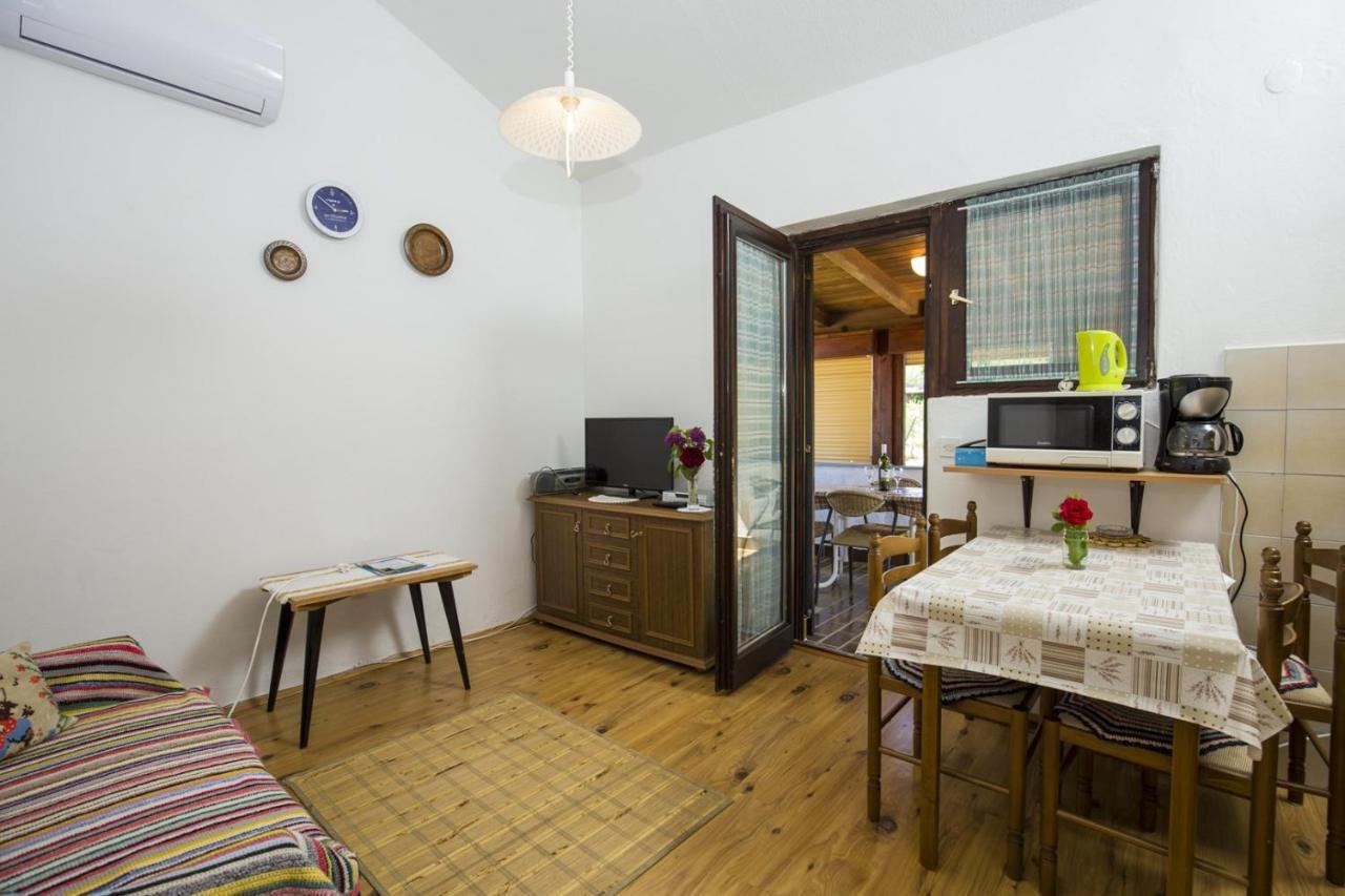 Apartment Vili Pinezići Buitenkant foto