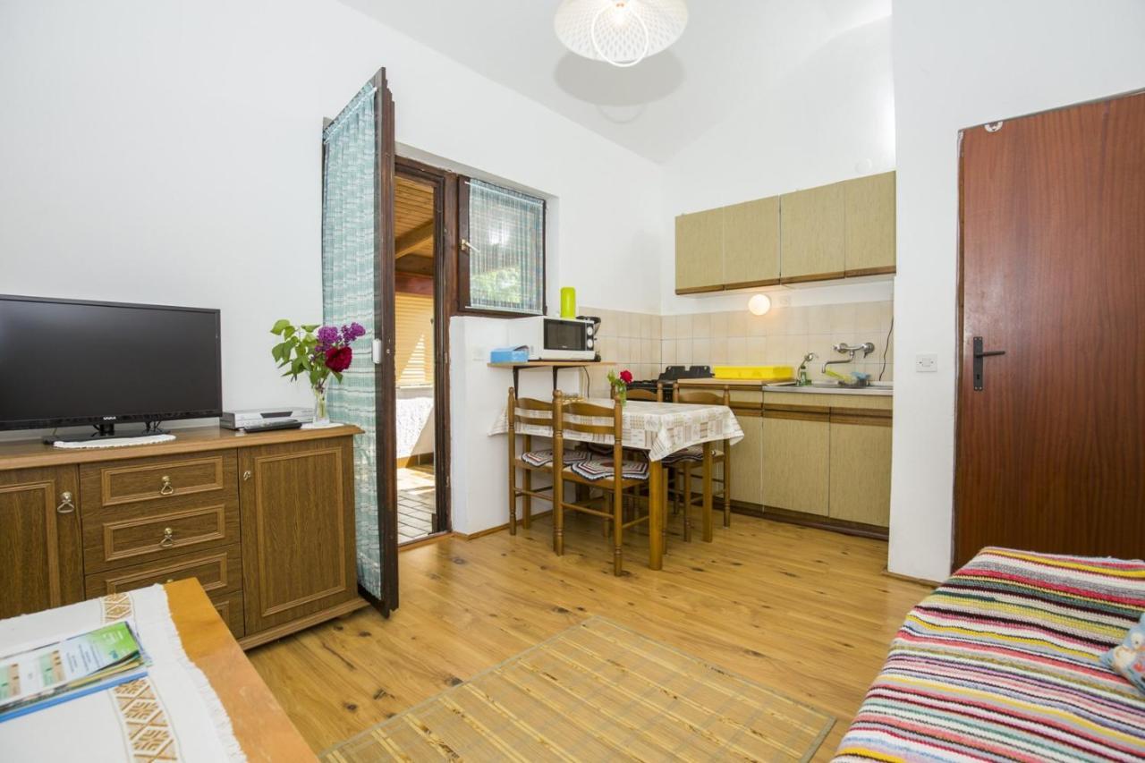 Apartment Vili Pinezići Buitenkant foto
