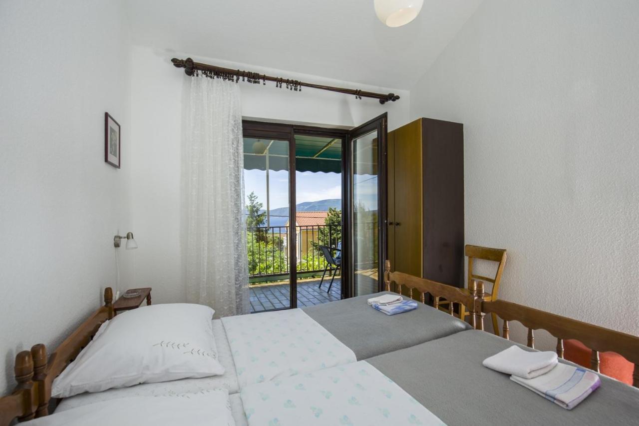 Apartment Vili Pinezići Buitenkant foto
