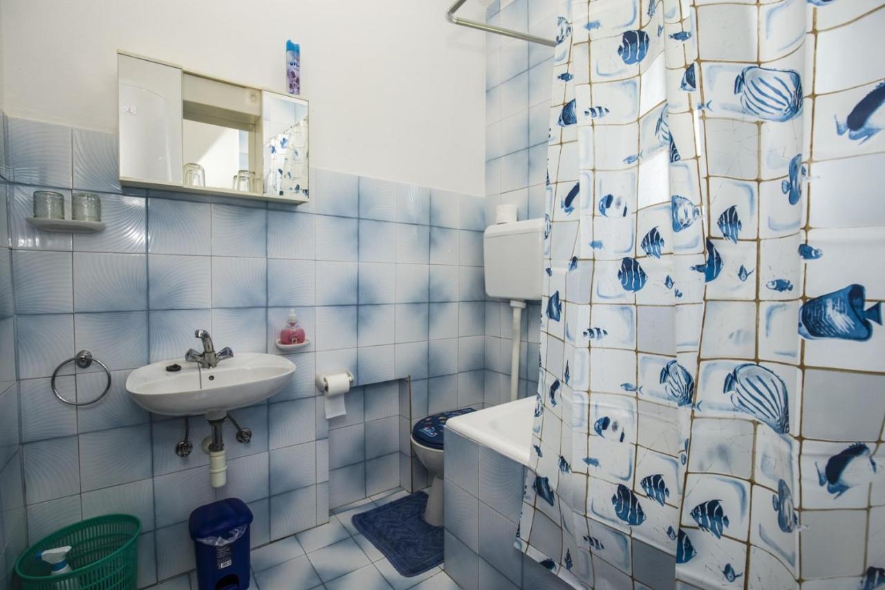 Apartment Vili Pinezići Buitenkant foto