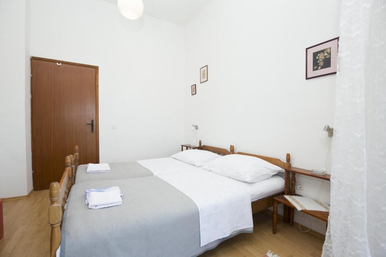 Apartment Vili Pinezići Buitenkant foto