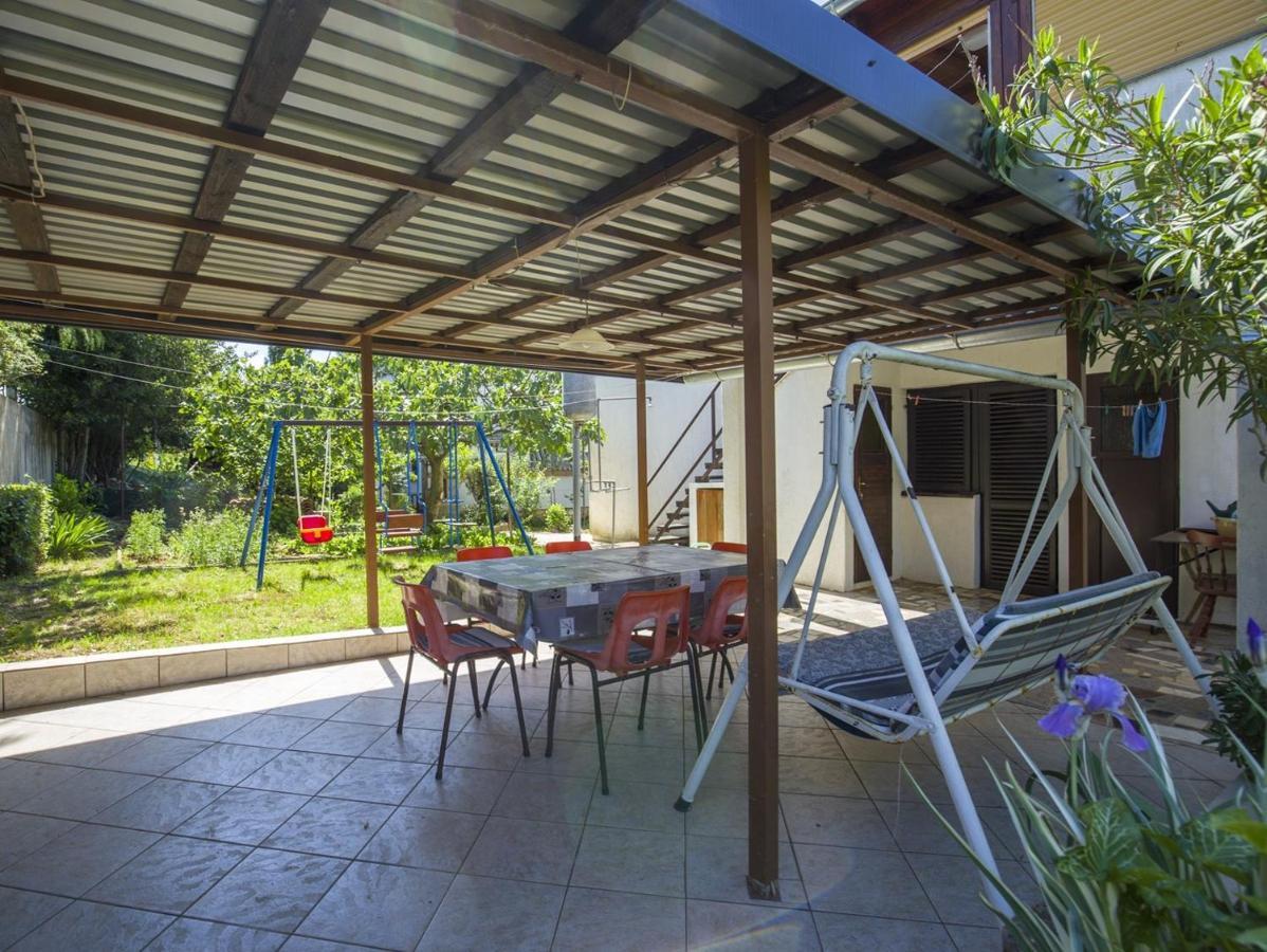Apartment Vili Pinezići Buitenkant foto